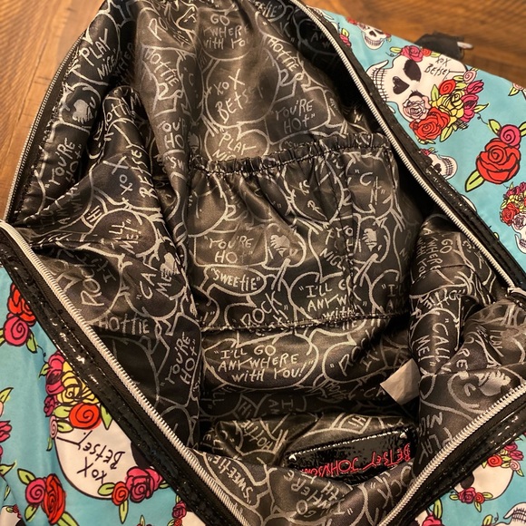 Women's Skull and Roses Tote Bag - Blue and Red - Picture 5 of 7